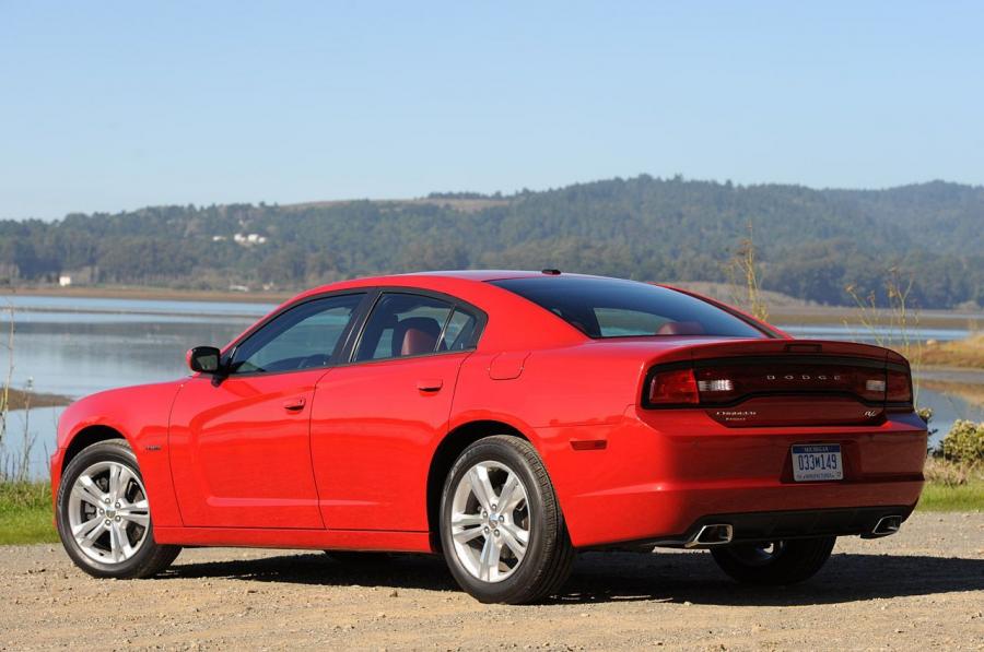  Dodge Charger 2011 года  (фото 22 из 87)